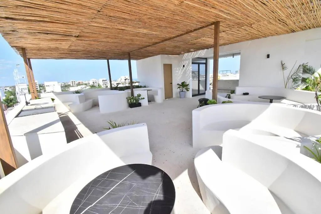 Kumaru Suites By The Spot Rentals Playa del Carmen Apartment