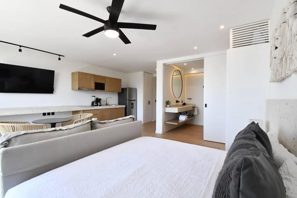 Kumaru Suites By The Spot Rentals Playa del Carmen Mexico