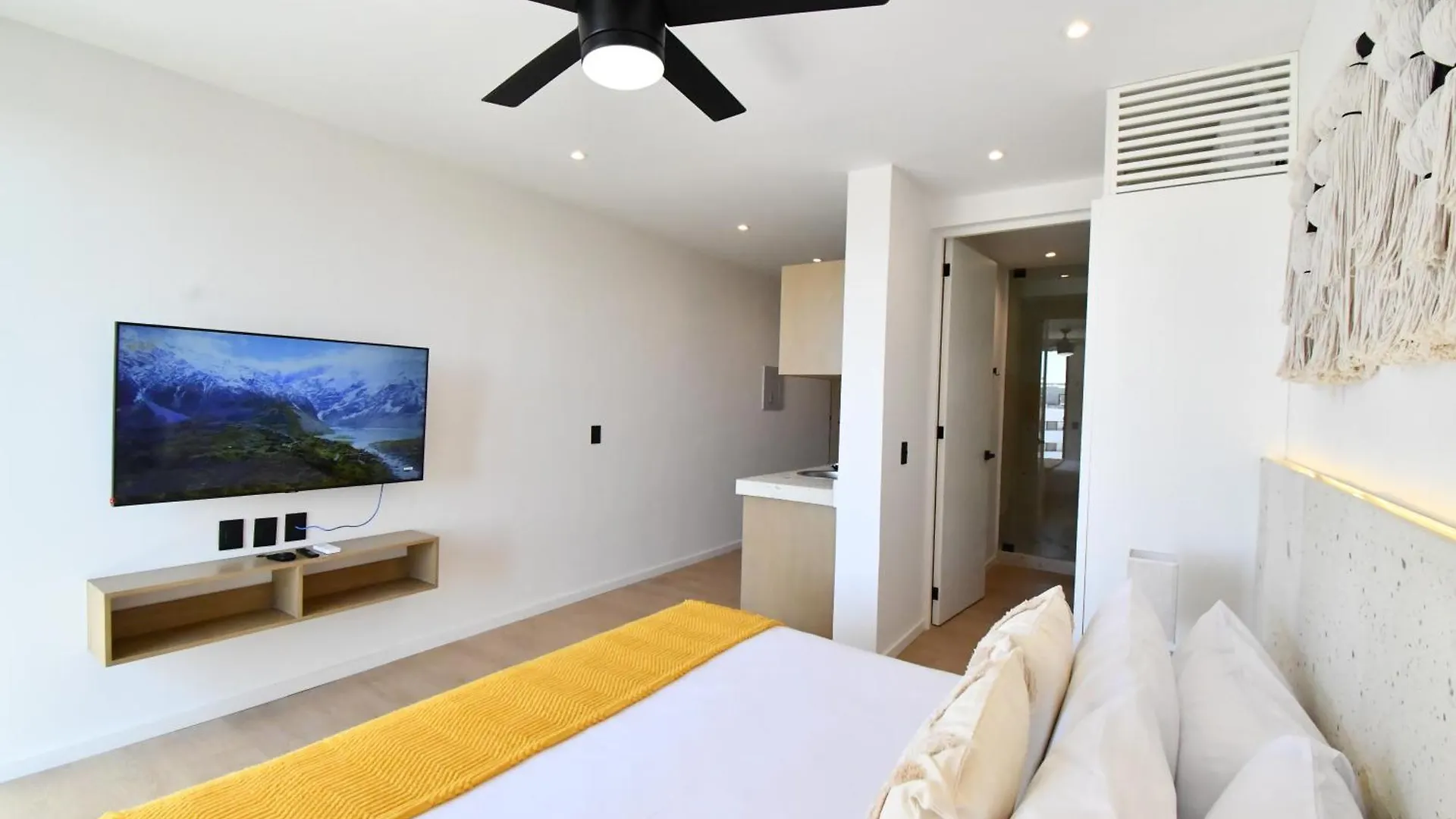 Apartment Kumaru Suites By The Spot Rentals Playa del Carmen