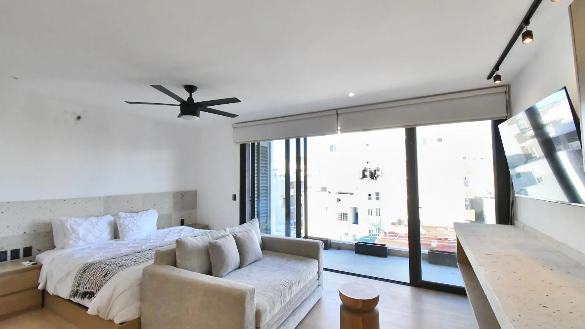 Apartment Kumaru Suites By The Spot Rentals Playa del Carmen Mexico