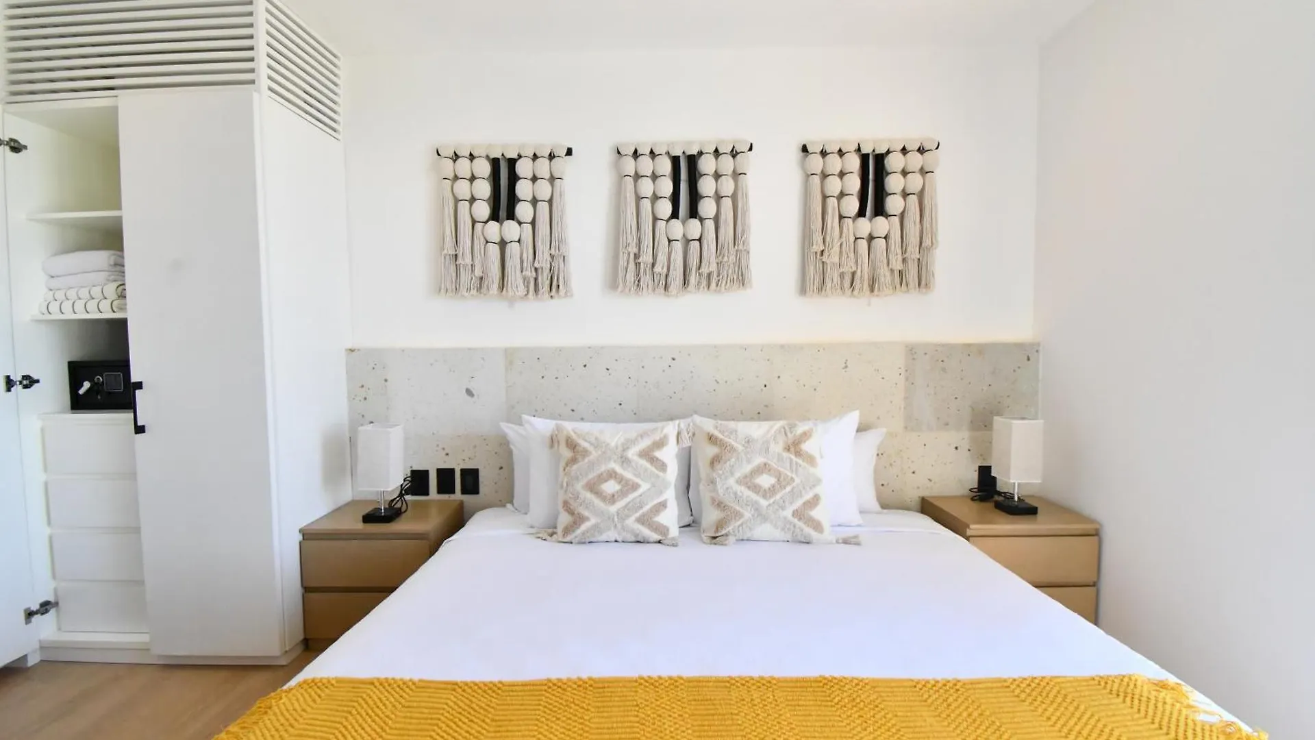 Kumaru Suites By The Spot Rentals Πλάγια Ντελ Κάρμεν 0*,  Μεξικό