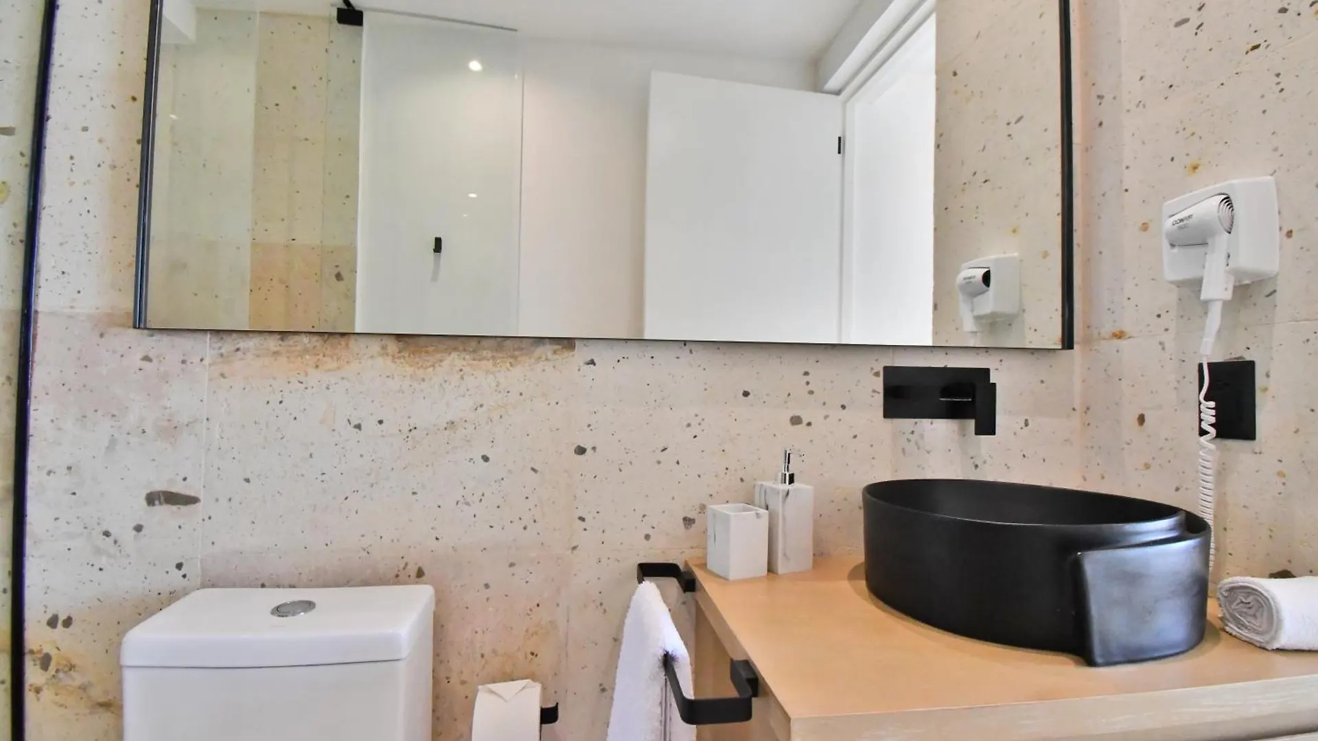 Kumaru Suites By The Spot Rentals Πλάγια Ντελ Κάρμεν Διαμέρισμα