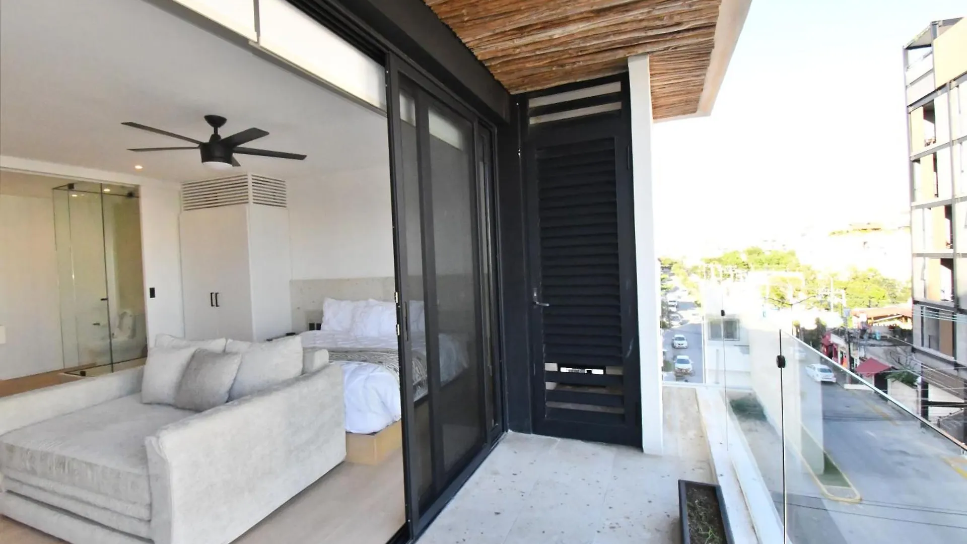 Kumaru Suites By The Spot Rentals Πλάγια Ντελ Κάρμεν Διαμέρισμα